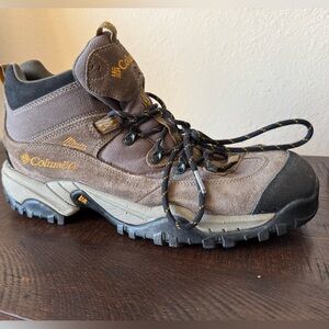 Columbia Hiking Boots Waterproof Men's Size 11 Wide Tan and Black No Insoles